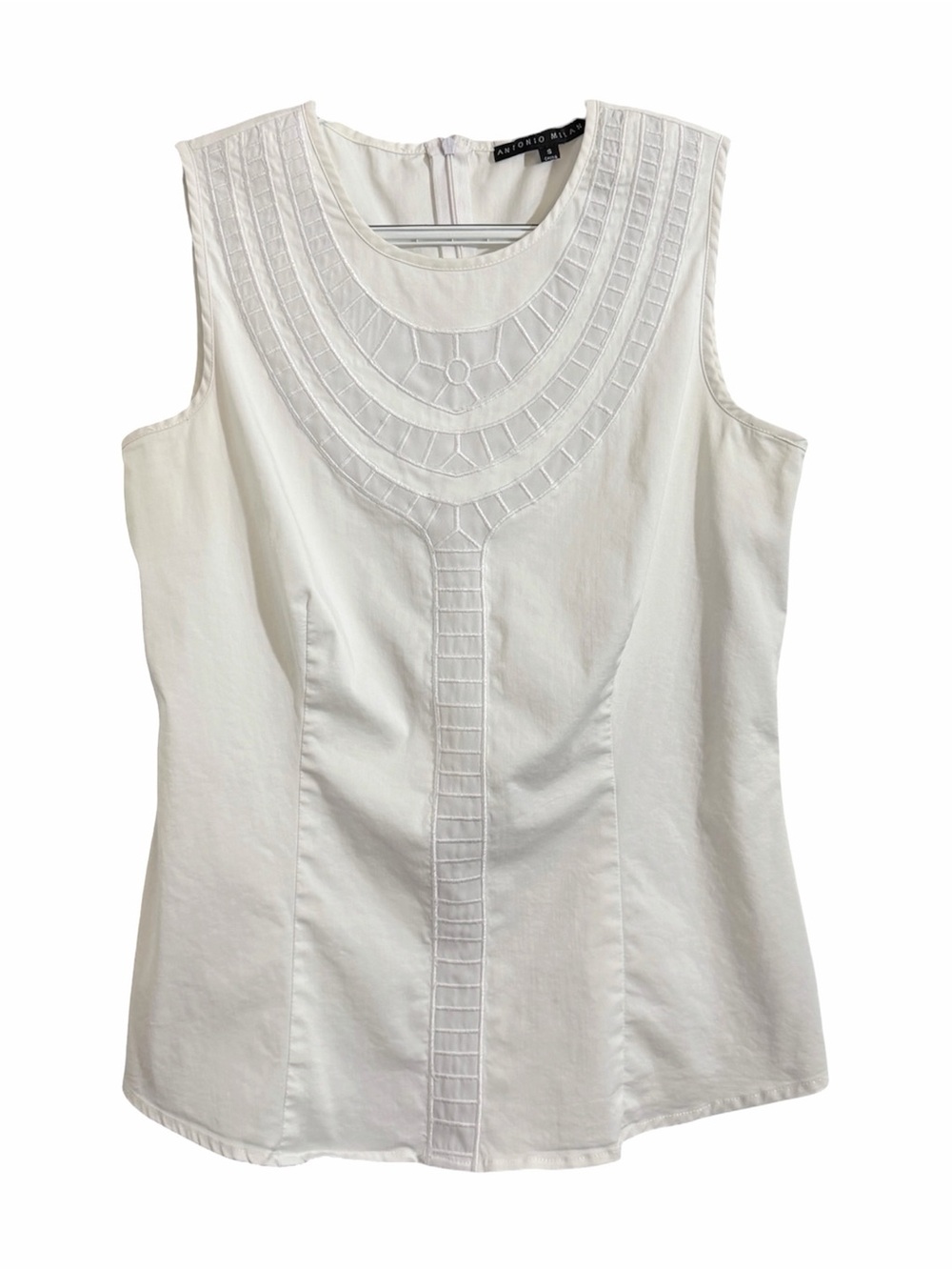 ANTONIO MELANI White Embroidered Sleeveless Shell